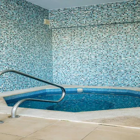A68 - Palmeiras Paz Apartment Lagos